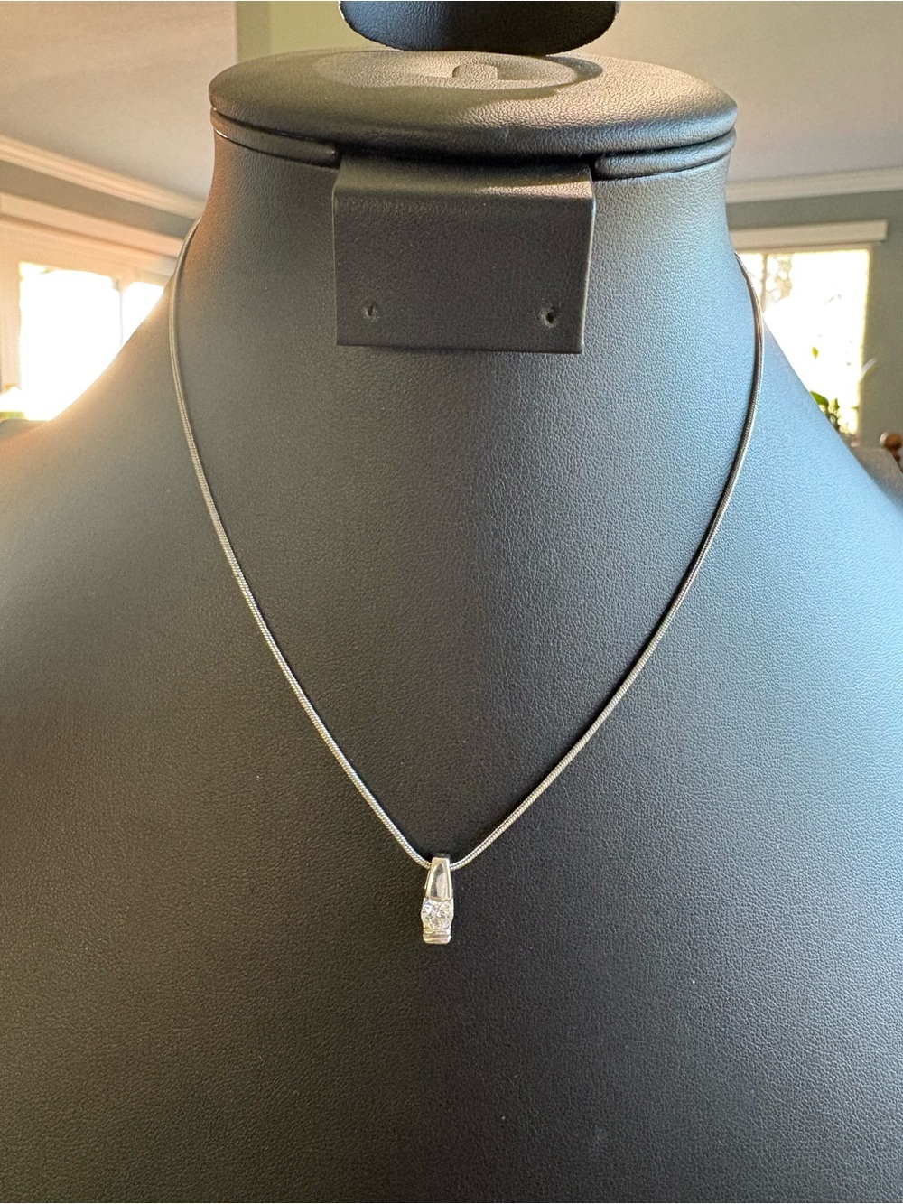 Dainty Solitaire Crystal Necklace Silver Tone Snake Chain Minimalist Pendant